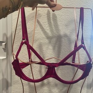 Like New Fleur du Mal open cup bra
